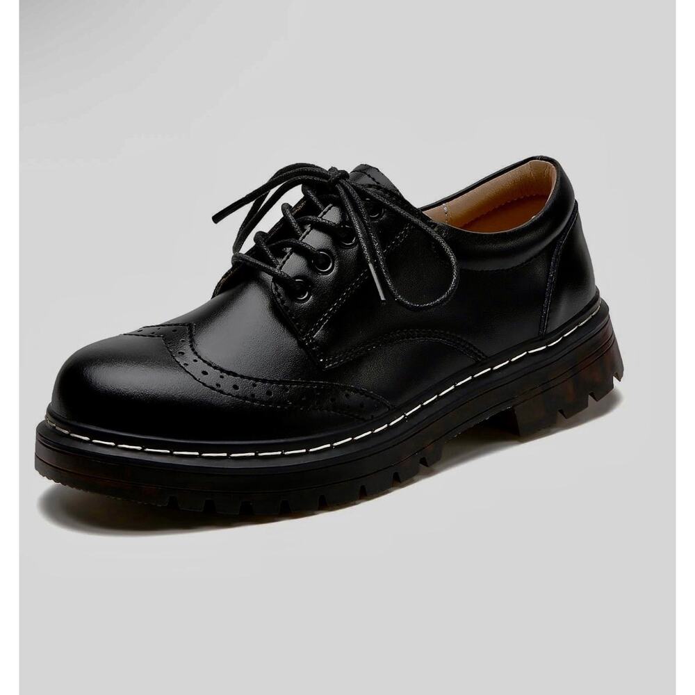 Women’s Vintage Oxford Brogues Leather Shoes Lace-Up Perforated Round Toe